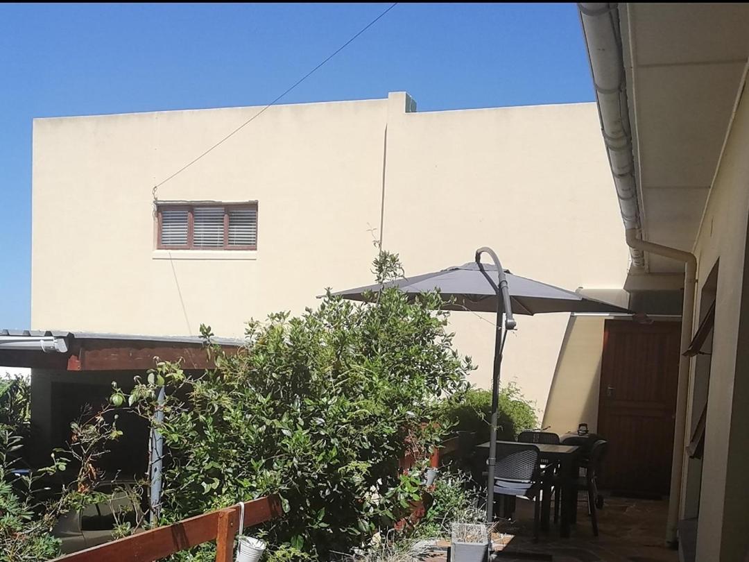 Rooftops Bredasdorp Bagian luar foto